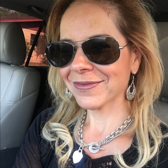 Meet your Posher, Ethel - Picture 1 of 1